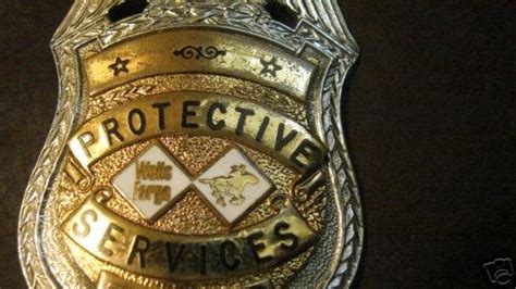 Wells Fargo Protective Services Badge With Patch 31234019