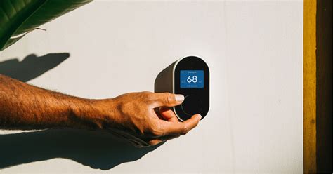 Wyze Smart Thermostat | SafeWise