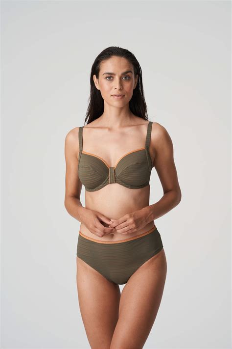 Bikini Verde Con Aro Sin Relleno Unas Primadonna Con Descuento