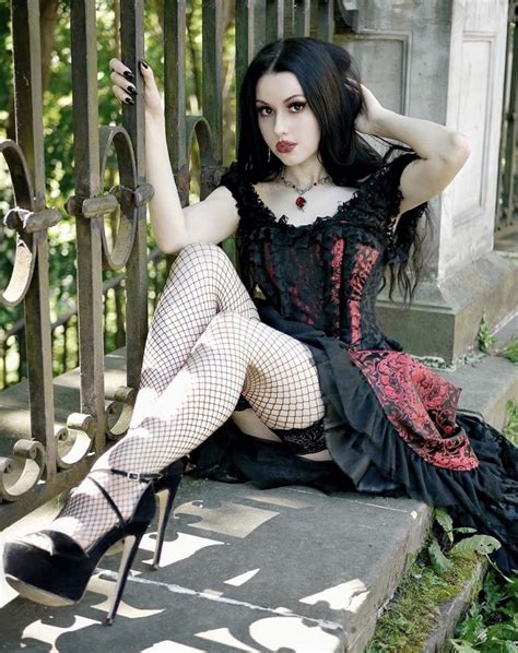 Pin By Dez Ash On Gothic Enchantment Gothic Fashion Women Gothic