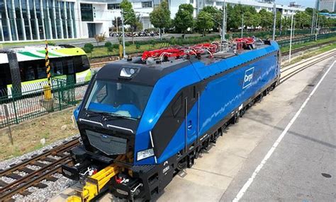 CRRC Zhuzhou Rolls Out European Electric Loco News Railway Gazette