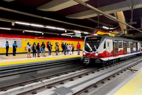 Operaciones del Metro de Quito una mirada a los primeros 10 días