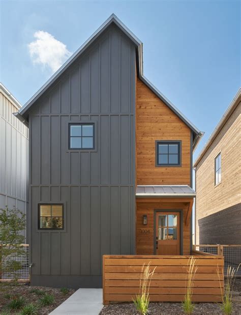 Aquafir™ Makes A Big Splash In Oklahoma Modern House Siding