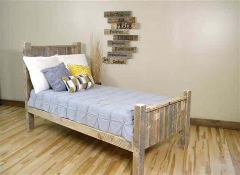 Elegant Pallet Bed Pallets