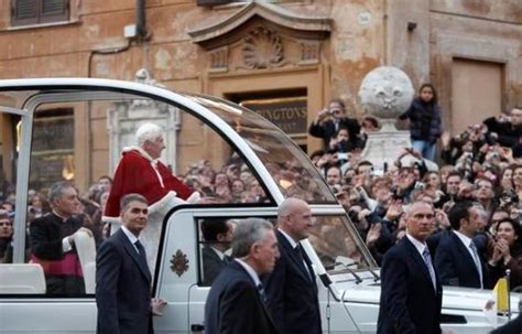 Vatican Seeks Designs For Green” Popemobile The Denver Post