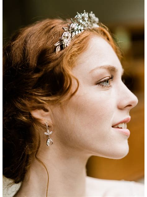 Couronne diadème mariage Iseult avec feuillages et cristaux Swarovski