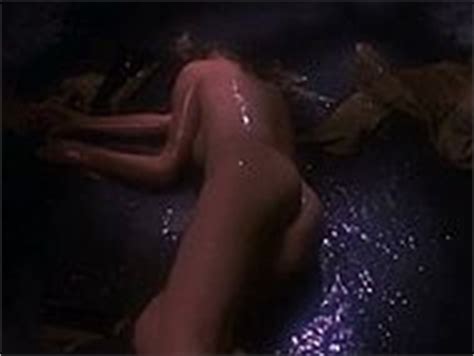 Naked Taaffe O Connell In Galaxy Of Terror