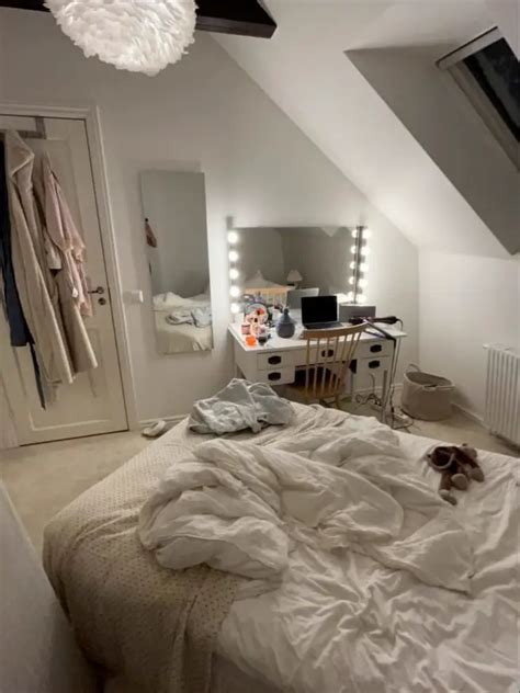 Bedroom Inspo 🤍 Gallery Posted By I R I S Lemon8