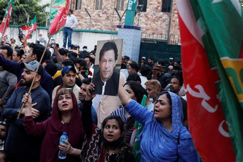 Pakistans Election Commission Bars Ex Pm Khan From Office The