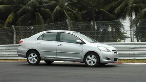 Begini Teknik Pengereman Panick Braking Dan Saat Menghadapi Jalan