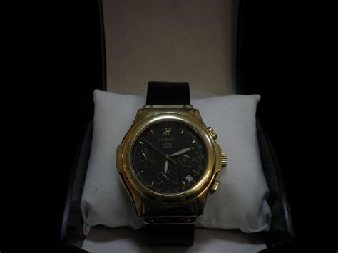 Златен часовник HUBLOT - Златни часовници 136 гр.