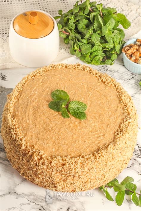 Торт со сгущенкой и грецкими орехами — рецепт с фото пошагово