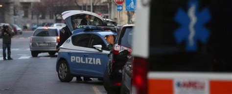 Milano Donna Uccide Il Compagno Con Una Katana Durante Una Lite Il