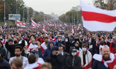 Manifestantes Voltam S Ruas Da Bielorr Ssia Para Pedir Ren Ncia De