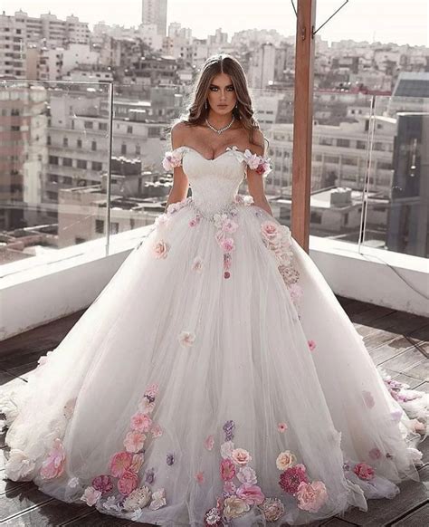 8 Princess Wedding Dresses Princess Ball Gown Aesthetic Background