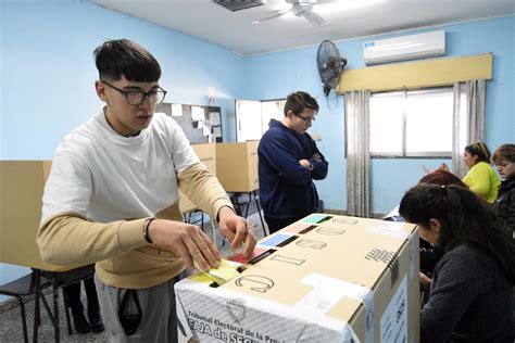 En Fotos Las Elecciones PASO En Nuestra Ciudad El Litoral