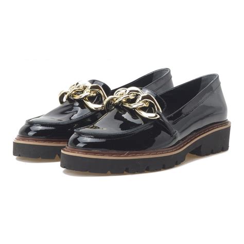 Black Moccasins
