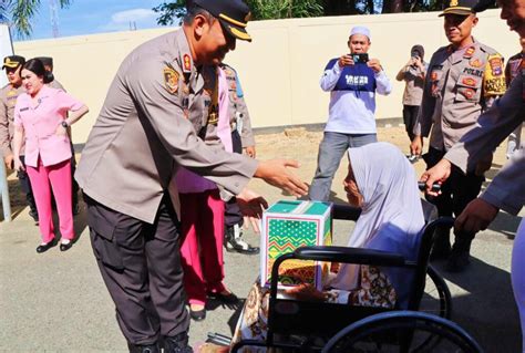 Tuai Berkah Ramadan Kapolres Tanbu Sebar Ribuan Paket Bantuan Serentak