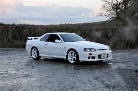 Nissan Skyline R34 GTT Jap Imports UK