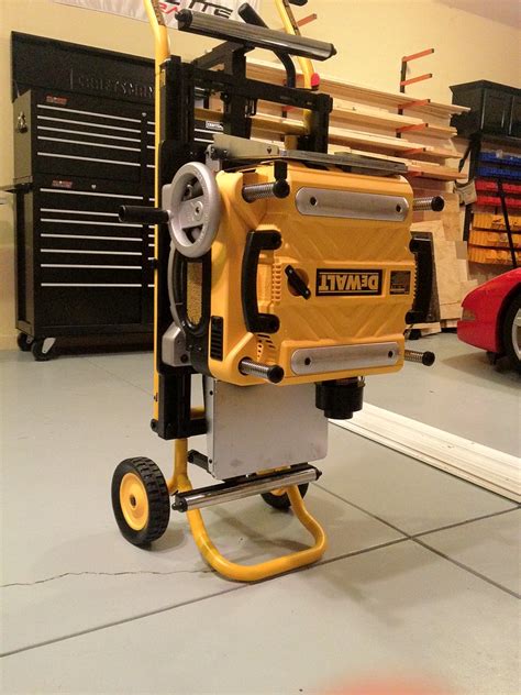 New Dewalt Rolling Miter Saw Stand Dwx726 Dewalt Power Tool Forum Tools In Action