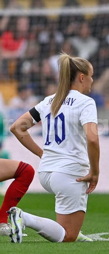 Georgia Stanway 🍑 : r/WomenSoccerLegs