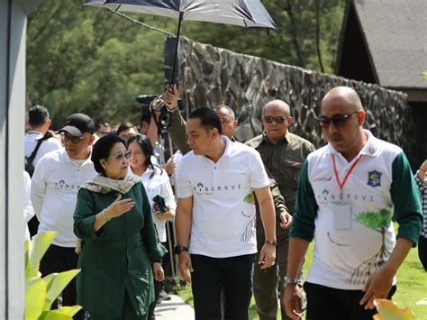 Cerita Menarik Megawati Saat Resmikan Kebun Raya Mangrove Di Surabaya