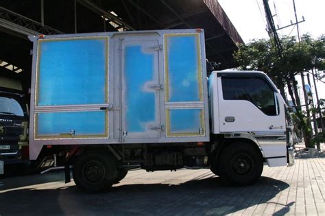 Sobida Isuzu Elf N Series Nkr Surplus Aluminum Closed Van Truck For