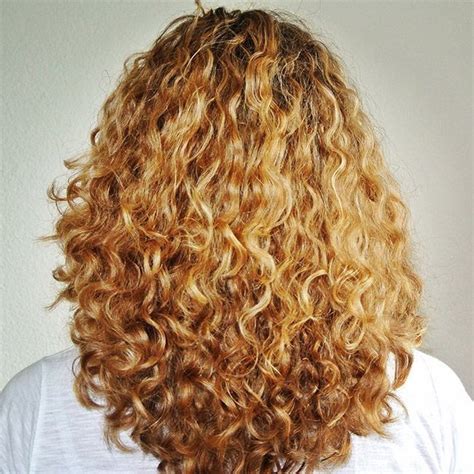 Long Round Layers On Curly Hair 3a Curly Hair Layered Curly Hair