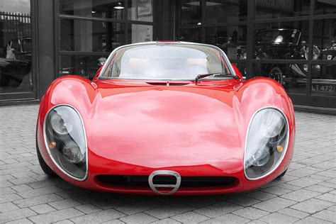 1967 Alfa Romeo Tipo 33 Stradale Continuation Uncrate