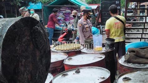 Pasokan Minyak Goreng Curah Di Pasar Tradisional Kota Kediri Masih