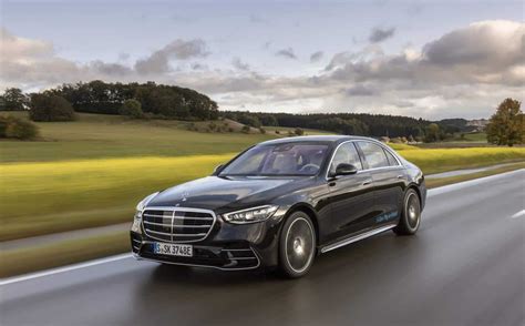 Mercedes Benz S Klasse Plug In Hybrid Oder Stern Mit Stecker Elektroauto