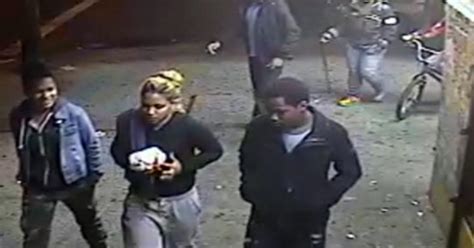 Nypd Queens Robbery Suspects Maced Victims Before Punching And Robbing