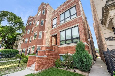 6241 S Woodlawn Ave Chicago Il 60637 House Rental In Chicago Il