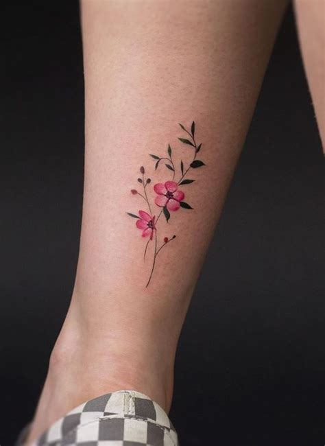 Tatuagens de Flores 2025 50 ideias e fotos incríveis