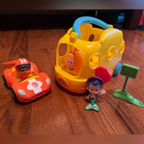 Bubble Guppies Toys Bubble Guppies Swimsational School Bus And