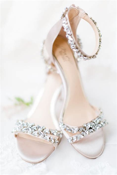 Pin By Marie Jocelyne Abbe On Deco In 2024 Wedding Shoes Heels