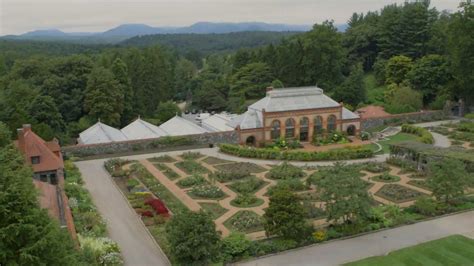 Biltmore Estate Gardens Virtual Tour - Beautiful Insanity