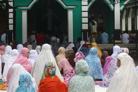 Inilah Keutamaan Sholat Tarawih Lengkap Dari Malam 1 Sampai 30 Di Bulan