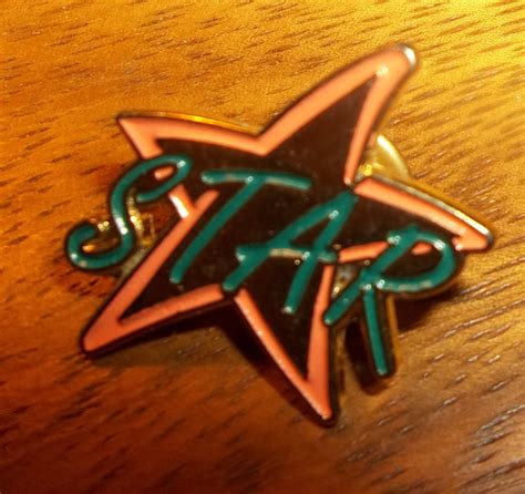 Gold Tone Star Lapel Pin Lapel Pins Gold Tones Lapel