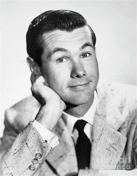 Talk Show Host Johnny Carson Photograph By Bettmann Fine Art America