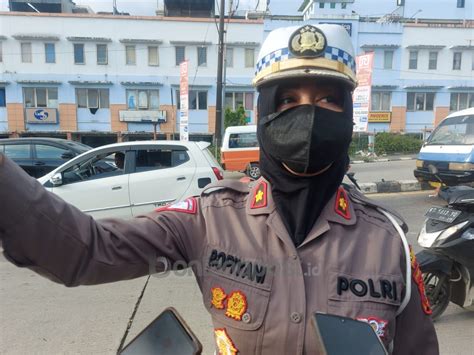 Rem Truk Diduga Gagal Berfungsi Sempat Senggol Angkot Bontang Post