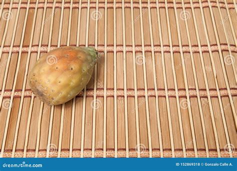 Frutas Del Cactus Del Higo Chumbo Ficus De La Opuntia Indica Foto En