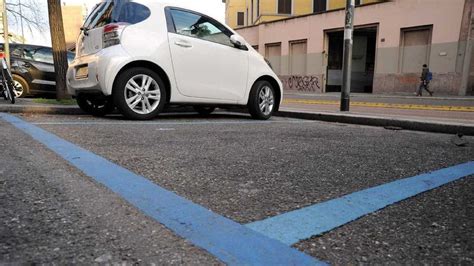 Auto Elettriche A Genova Accesso Ztl Strisce Blu E Altre Agevolazioni