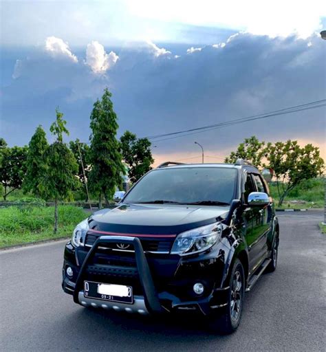 Km Rb Toyota Rush S Trd Sportivo Ultimo Mt Manual Hitam