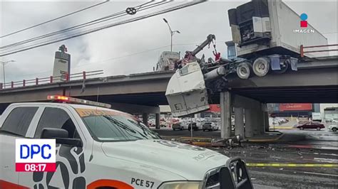 Cabina De Un Tráiler Queda Colgando De Un Puente En Nl Imagen Televisión