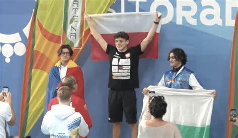 Micha Tomaszowski Wins M Backstroke European Ice Swimming