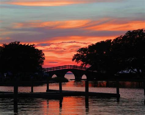 Pin By Whalehead In Historic Corolla On Sunsets Beautiful Sunset