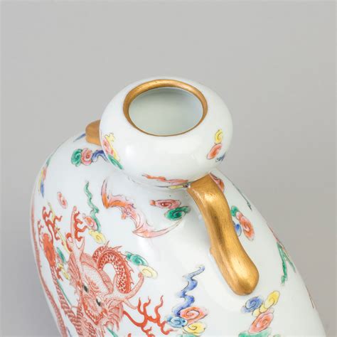 A Chinese Famille Rose Dragon Vase 20th Century With Qianlong Vase