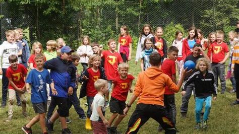 Eines Der Gr Ten Zeltlager Der Region Mit Kindern In Eisingen