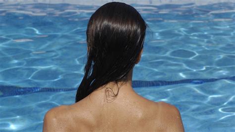 Public Swimming Pools In Catalonia Ordered To Let Women Go Topless